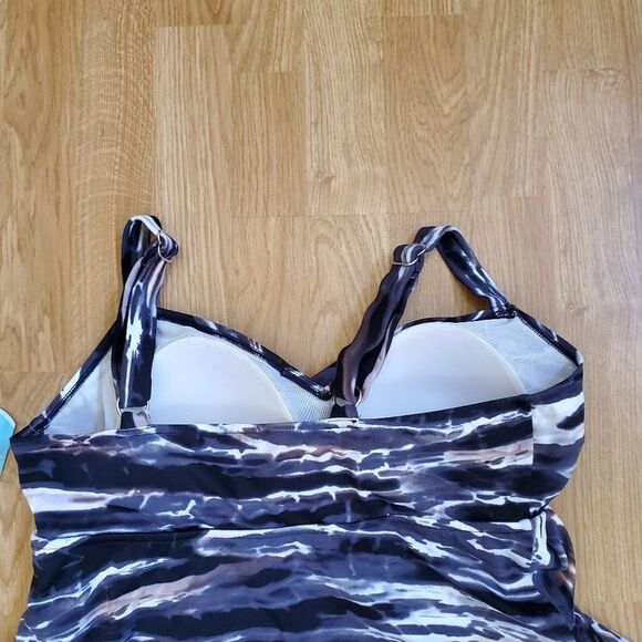 Swim Solutions Triple Tiered Tummy-Control 1-Piece - Picture 8 of 15